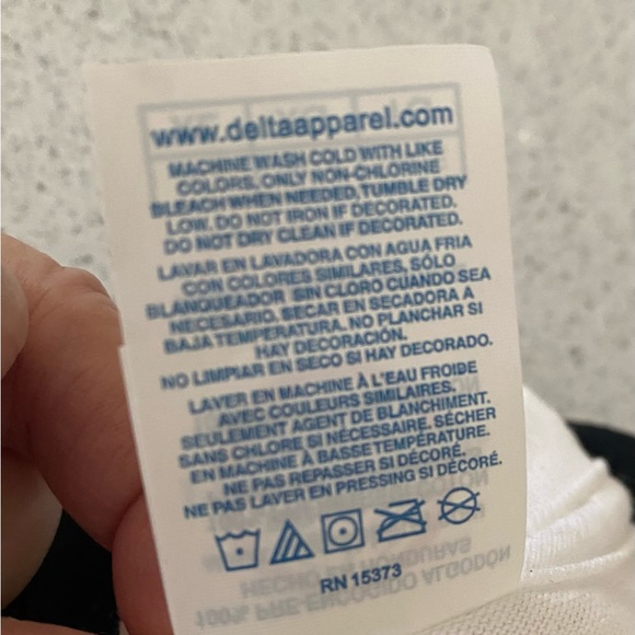 VGK/FIESTA HOTEL : Brand New , Size Xl T-shirt Hat, & Pilsner Combo - Picture 5 of 9